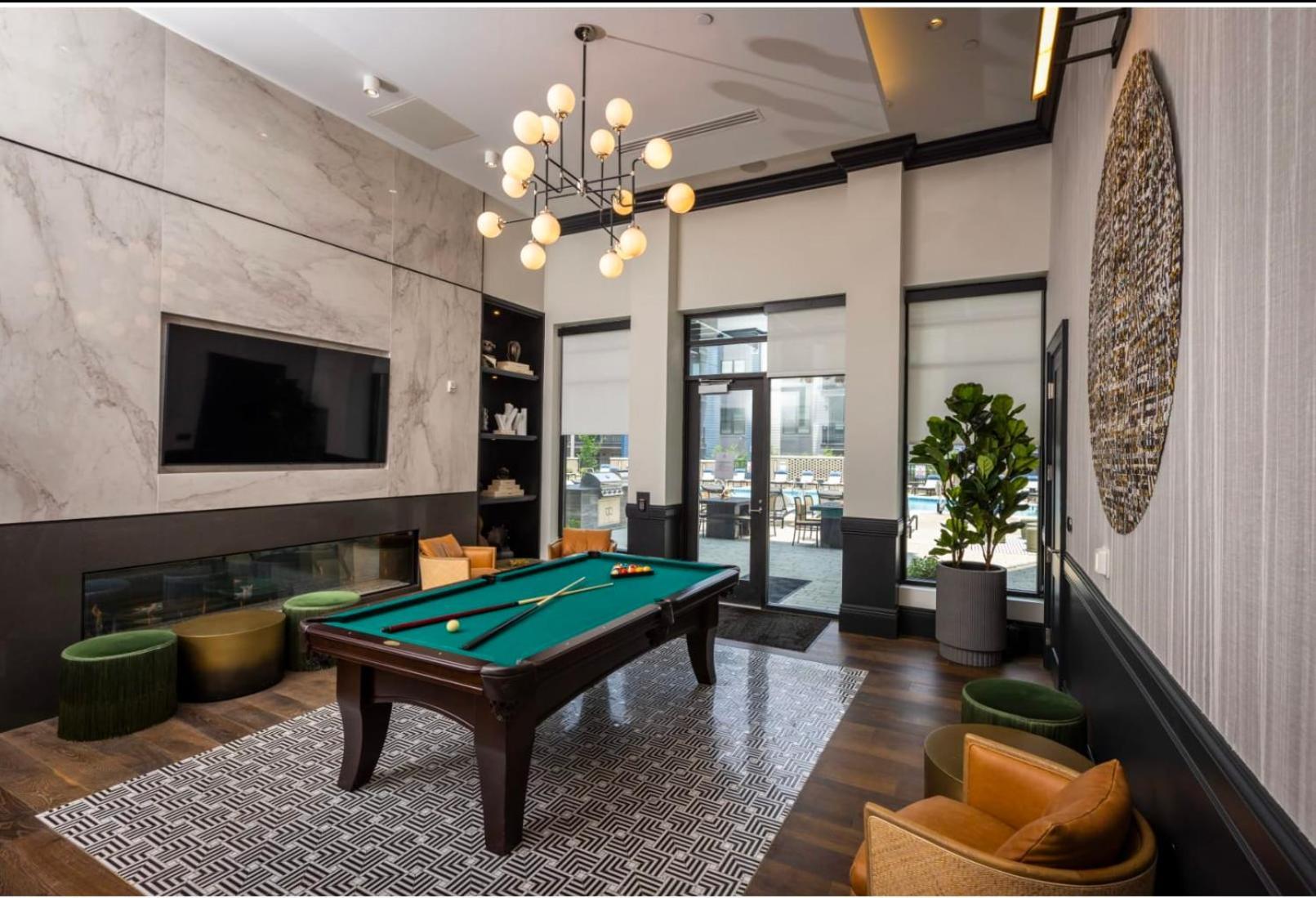 Urban With Pool And Parking * Cincinnati